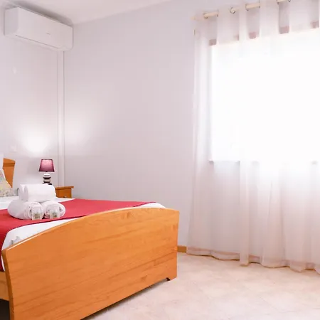 Дом отдыха Retiro Da Atafona Pool House White *