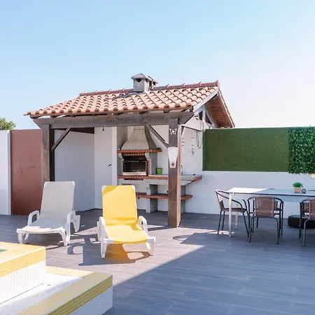 Дом отдыха Retiro Da Atafona Pool House White *